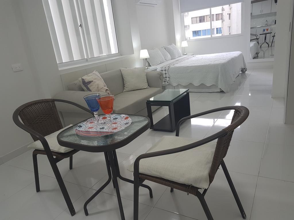 Espectaculares Vistas, Edificio Nautilus, Barrio El Laguito. Apartment *