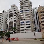 Espectaculares Vistas, Edificio Nautilus, Barrio El Laguito.
