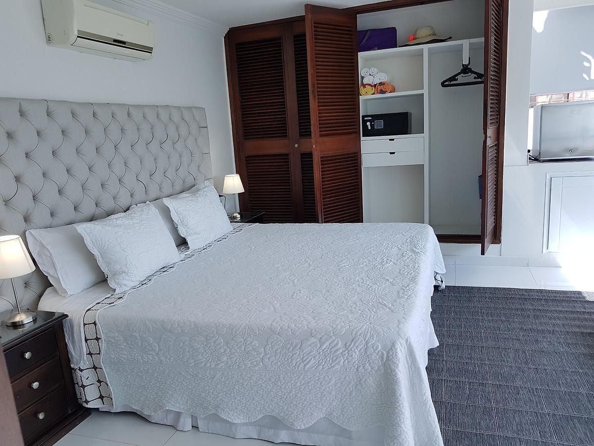 Espectaculares Vistas, Edificio Nautilus, Barrio El Laguito. Apartamento Cartagena