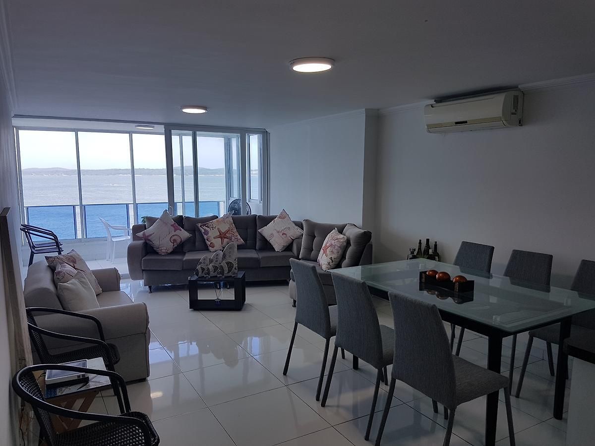 Espectaculares Vistas, Edificio Nautilus, Barrio El Laguito. Apartamento Cartagena