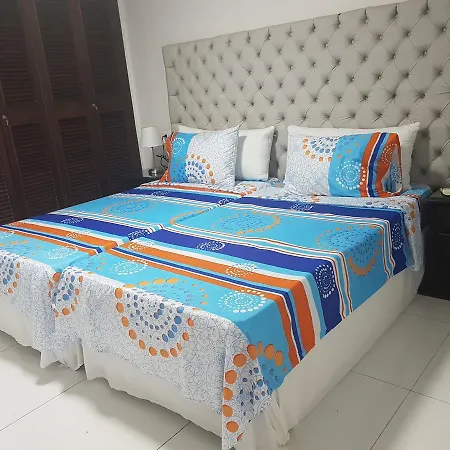 Apartamento Espectaculares Vistas, Edificio Nautilus, Barrio El Laguito. *