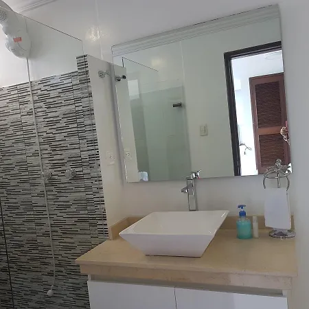 Espectaculares Vistas, Edificio Nautilus, Barrio El Laguito. Apartamento